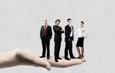 怎样通过人事软件来帮助HR提高工作效率？