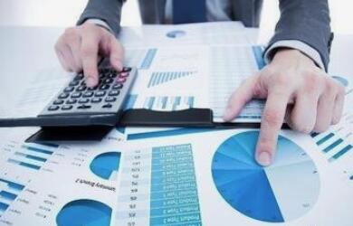 在实施绩效管理系统过程中会遇到哪些困难？